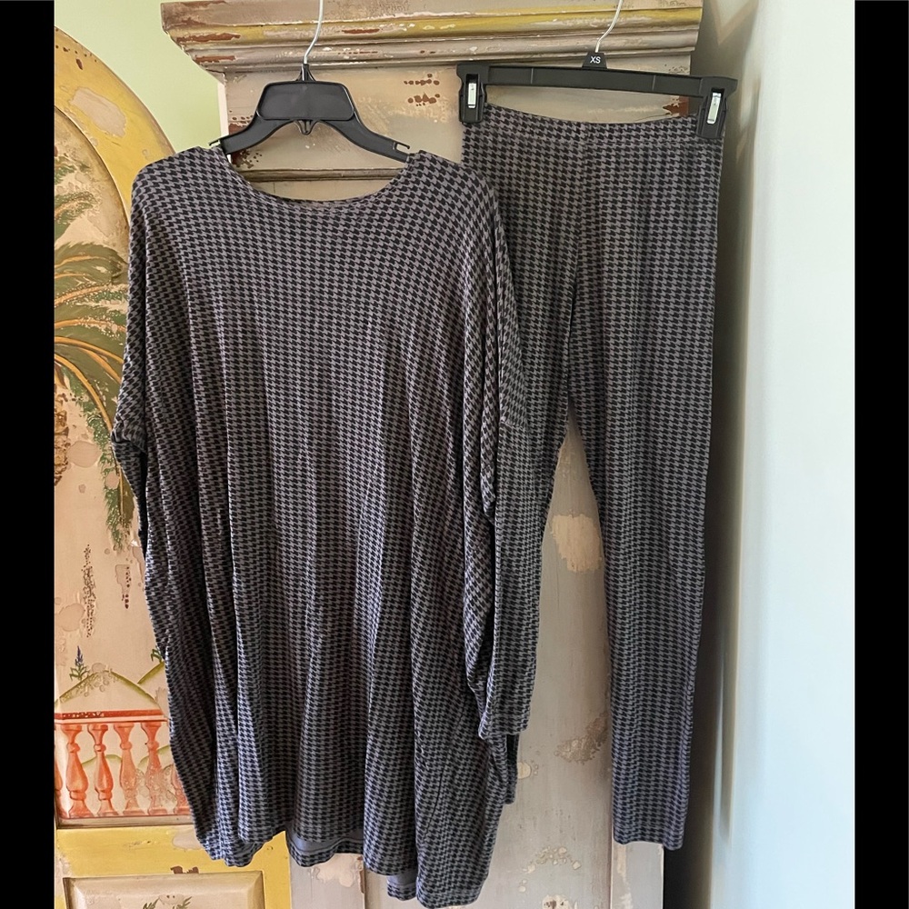 Dress/leggings /Bryn walker